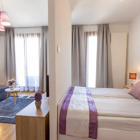 Colours Deluxe With Free Parking דירה *