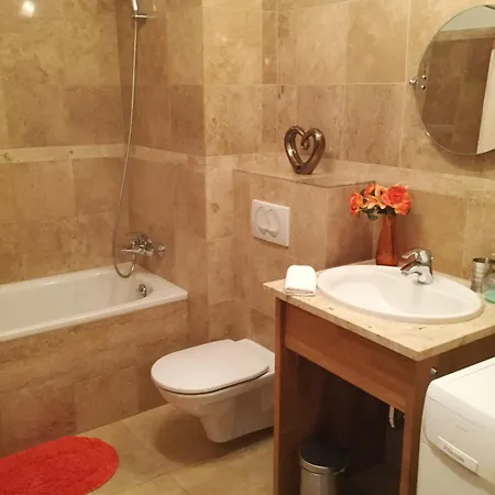 Colours Deluxe With Free Parking * Budapest