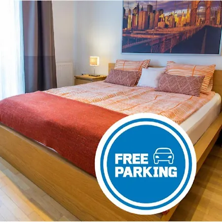 Colours Deluxe With Free Parking Budapest