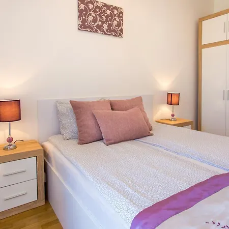 Colours Deluxe With Free Parking Apartmán *